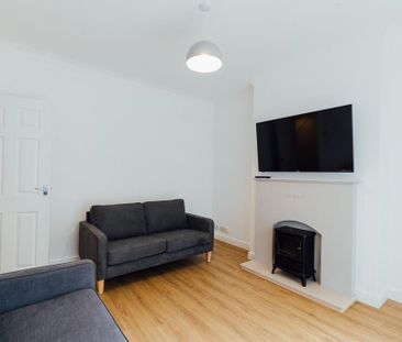 5 bedroom house to rent - Photo 2