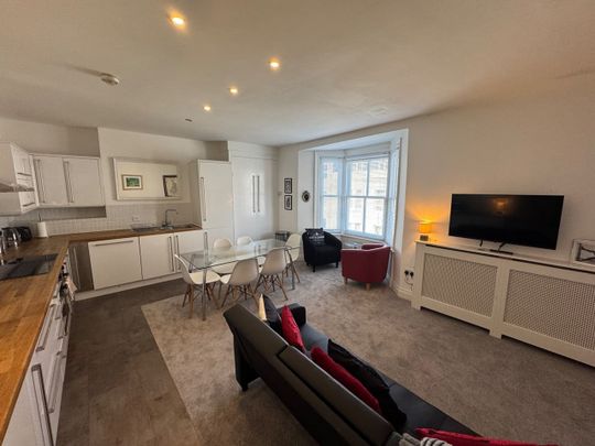 2 Bed Penthouse, Devonshire Place, BN2 - Photo 1