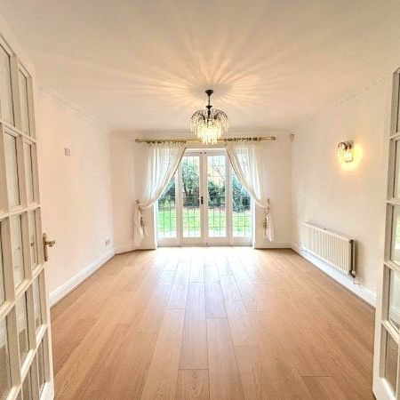 Richardson Crescent, Cheshunt, Waltham Cross EN7, Property for rent - Photo 1