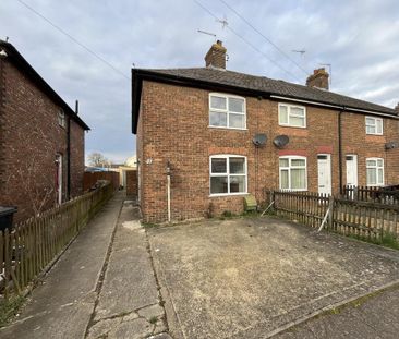 2 bedroom semi-detached house to rent - Photo 3