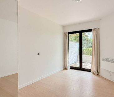 Appartement te huur in Knokke voor € 2.000 met 2 slaapkamers - Photo 3