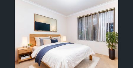 Family home with powered workshop - Photo 2