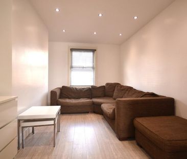 3 bedroom House To Let - Photo 1