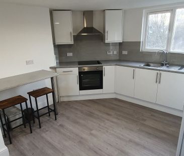 Flat 3, 19 Mundy Place, Cathays, Cardiff, CF24 4BZ - Photo 3