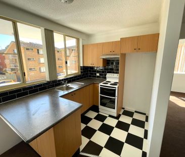 One-Bedroom Apartment in a Convenient Location - Photo 3