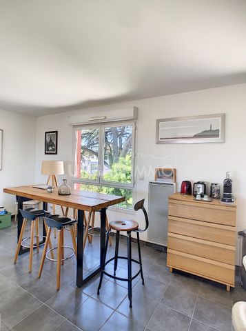 Location Appartement 4 pièces 98m² CASTELNAU LE LEZ 34170 - Photo 2