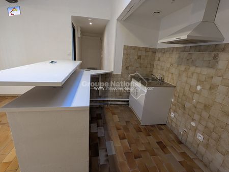 REF 212 - IMMOBILIER TOULON OUEST - AGENCE IMMOBILIERE G.I.O. AUX QUATRE CHEMINS - SECTEUR TOULON CENTRE VILLE - LOCATION T2 - 38 M²-, - Photo 4