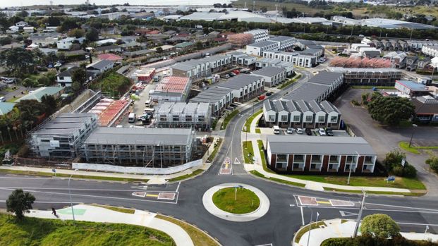 MANGERE BRIDGE, 4 BEDROOMS( ($100 Free gift voucher for signup before 8th February ) - Photo 1