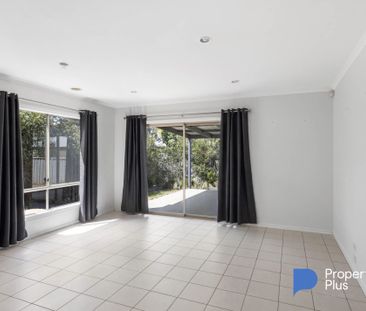 "Good Sized Family Home" - Photo 6