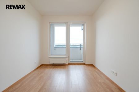 Pronájem bytu 2+kk 58 m² - Fotografie 3