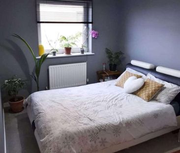 Parkhouse Court, Hatfield, AL10 - Photo 1