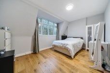 4 bedroom flat to rent - Photo 3