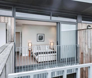 3 bedroom flat to rent - Photo 6