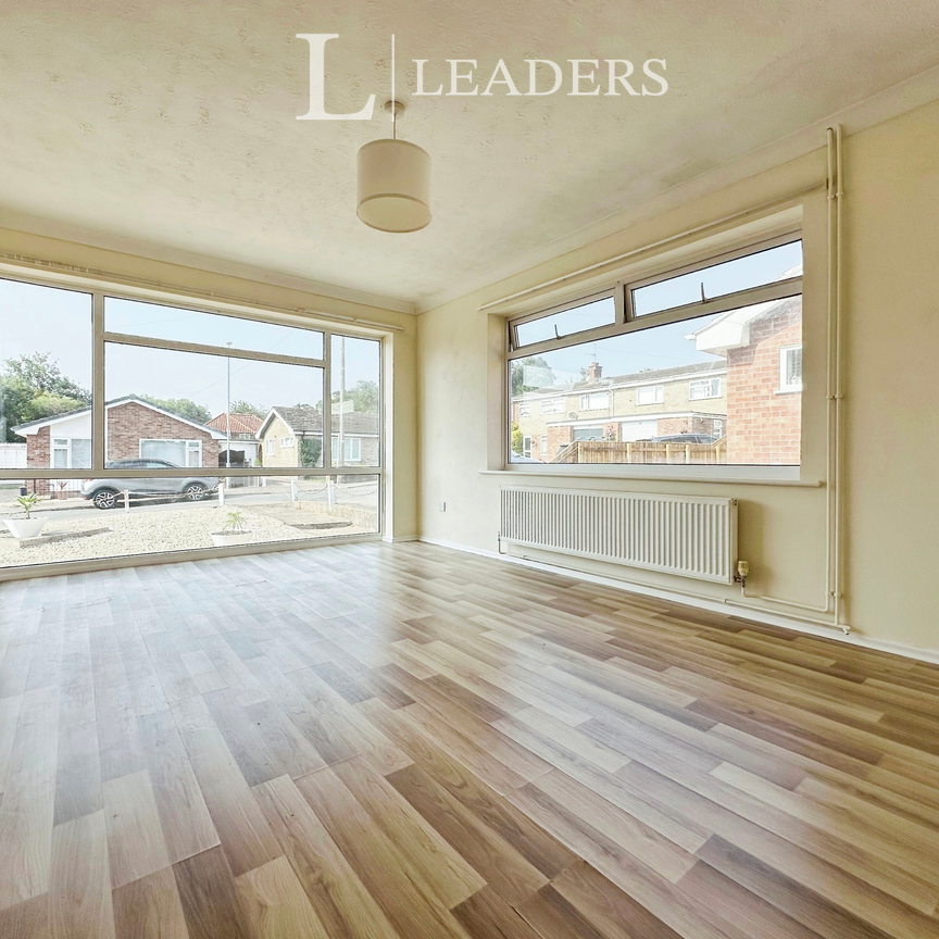 2 bedroom bungalow to rent Pembrey Close, Norwich, NR3 - Photo 1