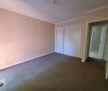 3 Bedroom Unit - Photo 3