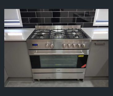 Executive High set - Quality Throughout - Photo 3