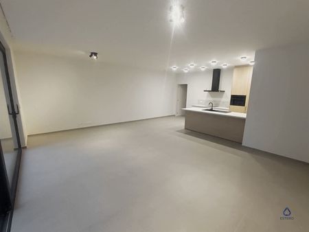 Energiezuinige nieuwbouwappartement met staanplaats en gemeenschappelijk zwembad - Photo 2