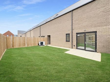 2 bedroom terraced house to rent - Photo 4