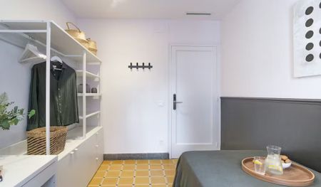 Carrer de lEscorial, Barcelona, Catalonia 08024 - Photo 2