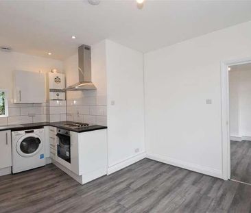 Whytecliffe Road South, Purley, CR8 - Photo 5