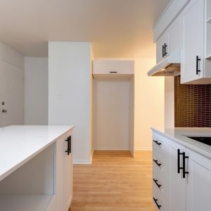 3 1/2 Rénové à Mirabel - Internet Inclus - Photo 2