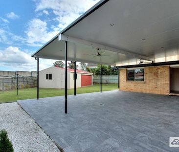 Spacious Family Home in the Heart of Tanah Merah - Photo 3