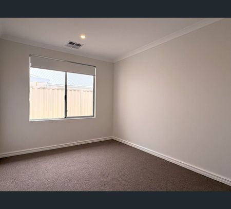 23 Strickland Parade, Eglinton, WA 6034 - Photo 4