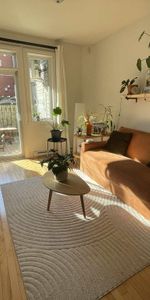 Grand 3 1/2 lumineux avec terrasse privée juste à côté du métro Frontenac. - Photo 3