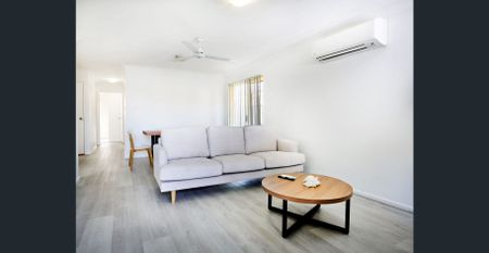 Fully Furnished Duplex - Photo 2