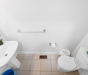 For Lease - 60 Mohandas Drive, Markham, Ontario - Photo 6