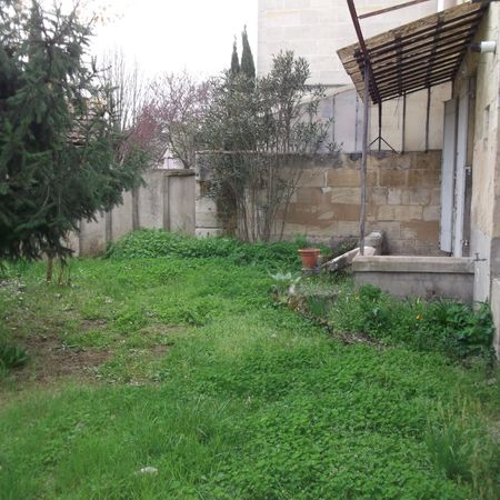 Location Appartement 2 pièces 43m² LIBOURNE 33500 - Photo 3