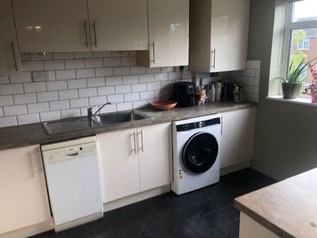 Stanstead Manor, Sutton, SM1 - Photo 5