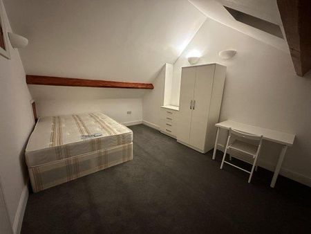 7 bedroom flat to rent - Photo 5