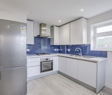 Hicks Farm Way, High Wycombe - Photo 3
