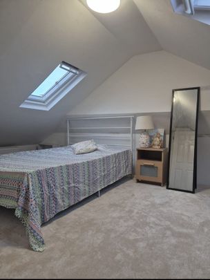 Room in a Shared House, Chester Road, IG3 - Photo 1