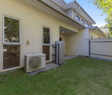 A Story to Welcome You Home - Photo 4