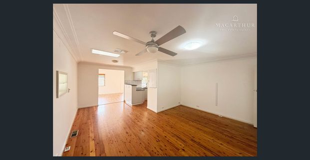 Bright, Modern & Spacious 3-Bedroom Home in Prime Location - Photo 1