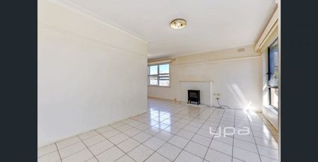 152 East Street, HADFIELD - Photo 4