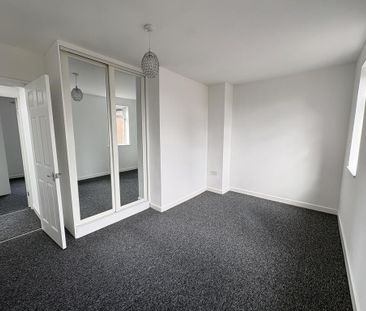 4 bedroom house to rent - Photo 2