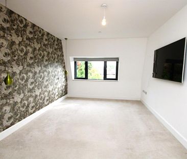 3 bedroom apartment to rent - Photo 5
