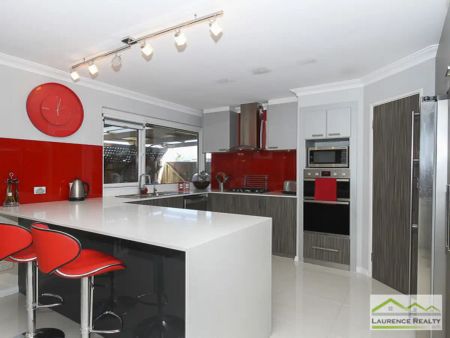 2 Crab Cove, Mindarie WA 6030 - Photo 2