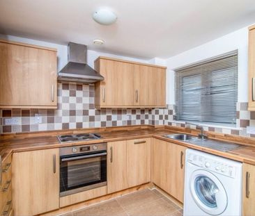 1 Bed Flat, Wallington, SM6 - Photo 2