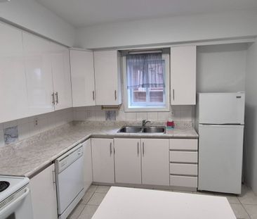For Lease - 1644 Dufferin Street Unit# Main Floor, Toronto, Ontario - Photo 2