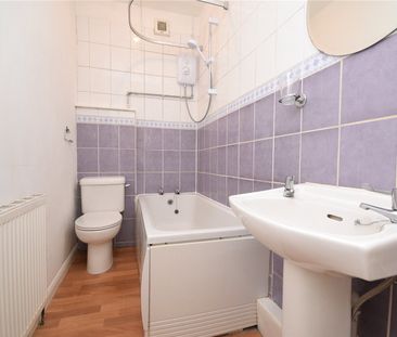 14, Nunthorpe Road, Leeds, West Yorkshire, LS13 1JS - Photo 2