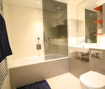 1 Bed Flat in Hoola Development, E16 - Photo 6