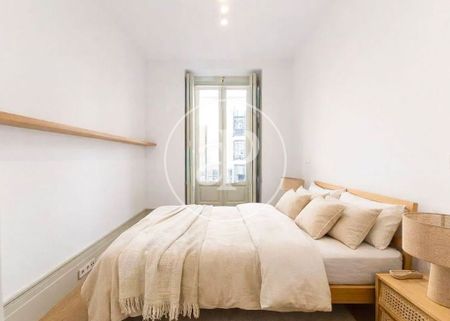 2 bedroom luxury Apartment for rent in Madrid, Spain - Photo 5