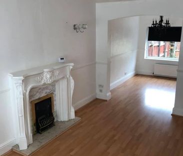 3 Bed Detached House, Middleton Road, LS10 - Photo 1