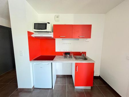 Location Appartement 2 pièces 43m² ALBI 81000 - Photo 4