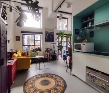 In Leuven: trendy, hippe studio te huur in de Hungaria. - Photo 2