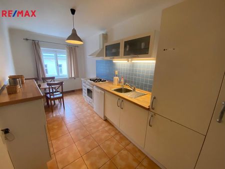 Pronájem bytu 3+1 v osobním vlastnictví 80 m², Praha 2 - Nové Město - Photo 5
